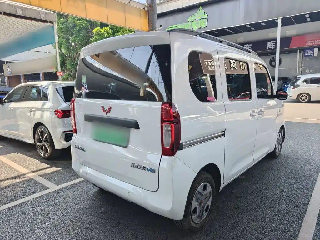 Wuling Zhiguang EV — миниатюра 7