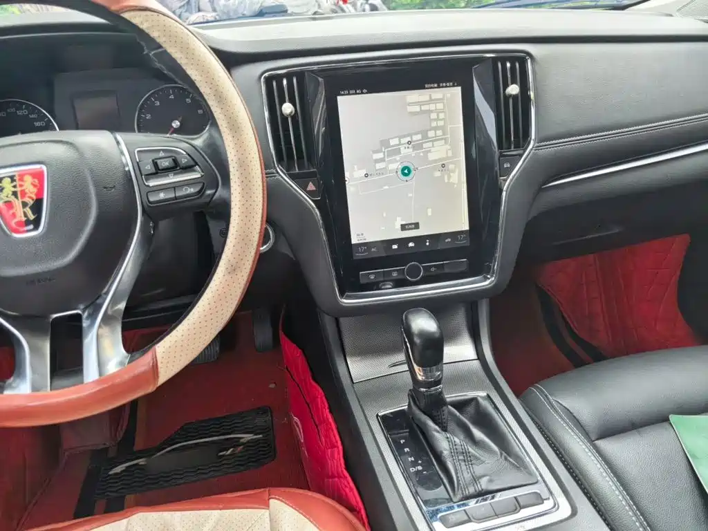 Roewe i6 Classic — миниатюра 5