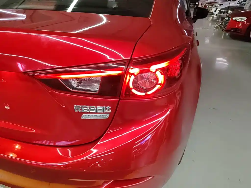 Mazda 3 Axela — миниатюра 8