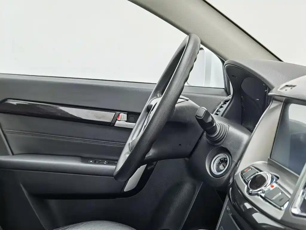Chevrolet Captiva — миниатюра 22
