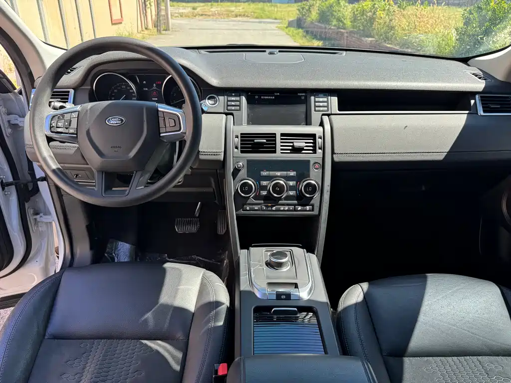 Land Rover Discovery Sport — миниатюра 9