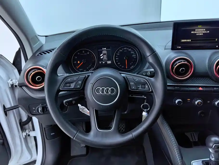 Audi Q2L — миниатюра 15