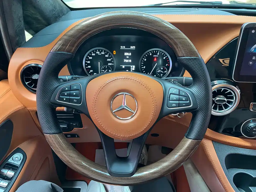 Mercedes-Benz Vito — миниатюра 16