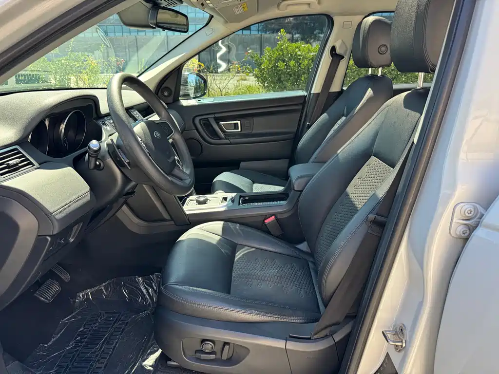 Land Rover Discovery Sport — миниатюра 7