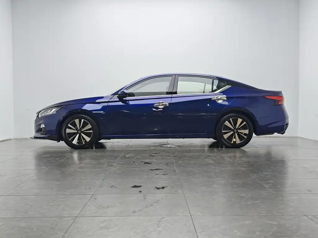 Nissan Teana — миниатюра 10