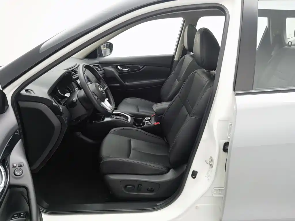 Nissan X-Trail — миниатюра 10