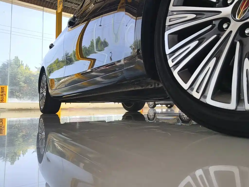 Hongqi Hongqi H5 — миниатюра 21