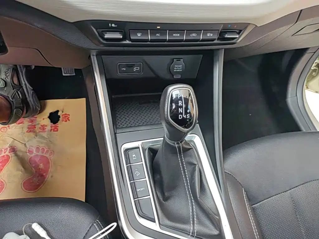 Geely Vision X3 — миниатюра 14