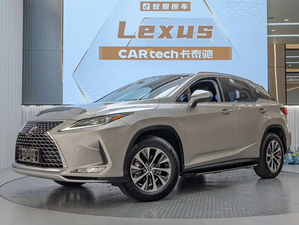 Lexus RX 2022