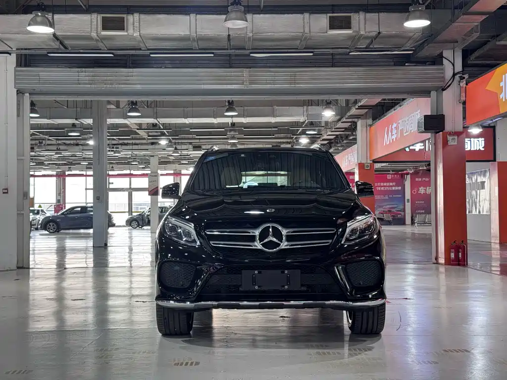 Mercedes-Benz GLE (Import) — миниатюра 2