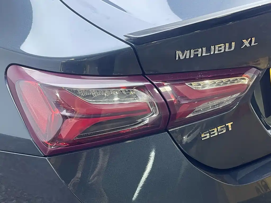 Chevrolet Malibu XL — миниатюра 10