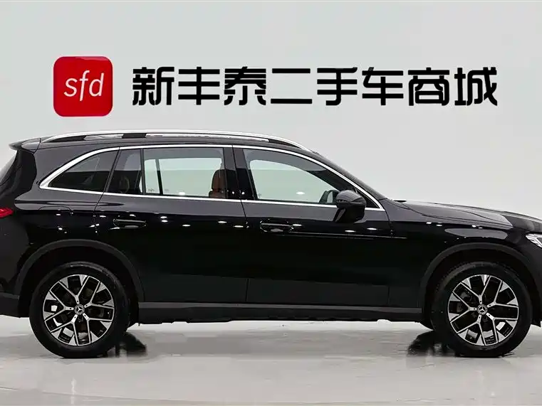 Mercedes-Benz GLC 2025 GLC 260 L 4MATIC