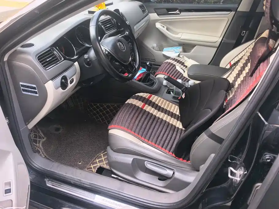 Volkswagen Sagitar — миниатюра 9