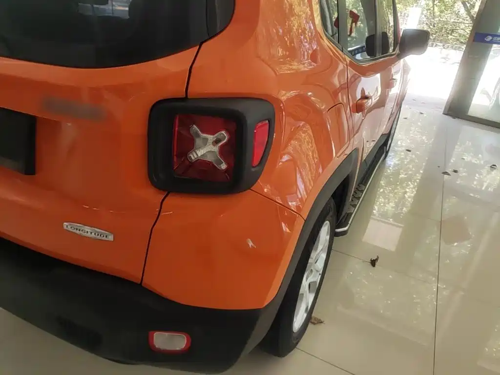 Jeep Renegade — миниатюра 8