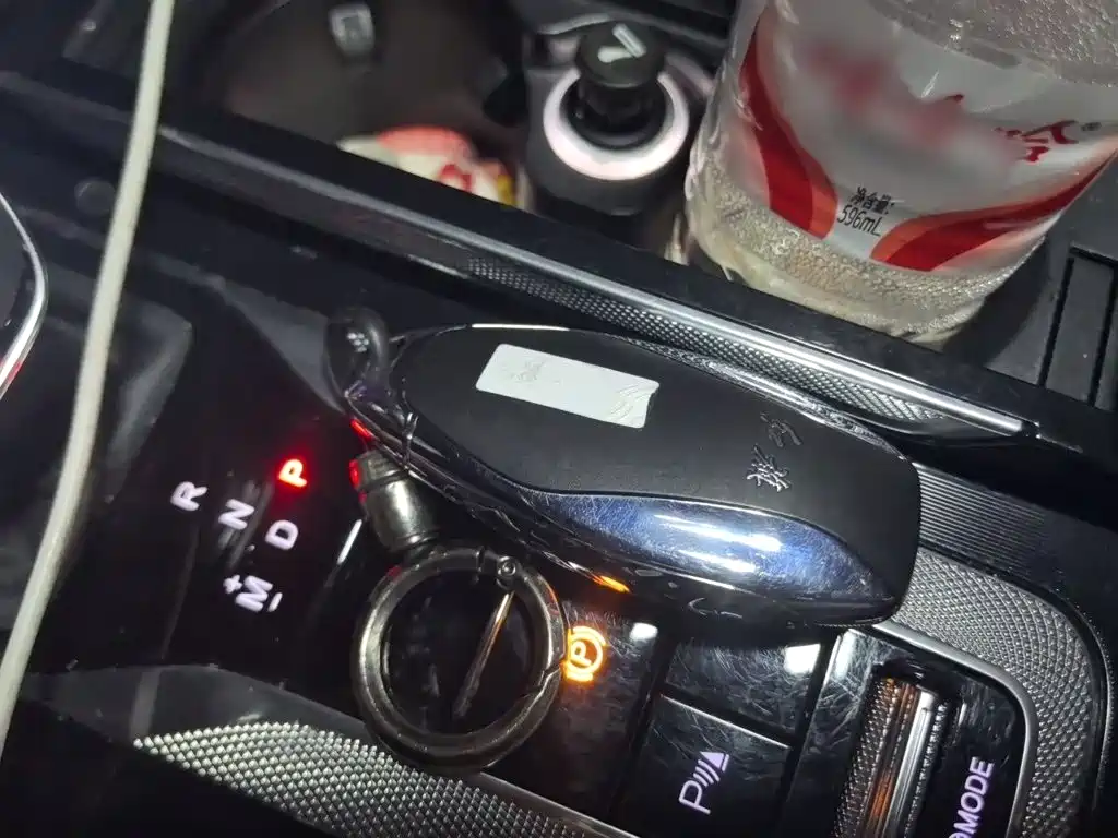 Hongqi Hongqi H5 — миниатюра 12