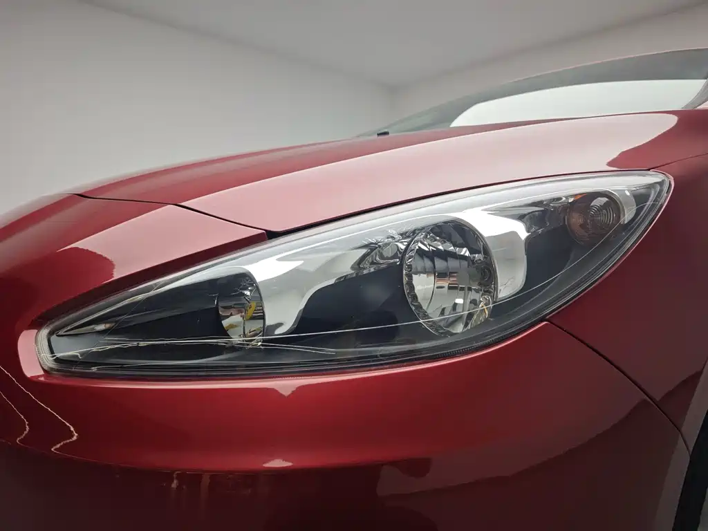 Peugeot 308 — миниатюра 18