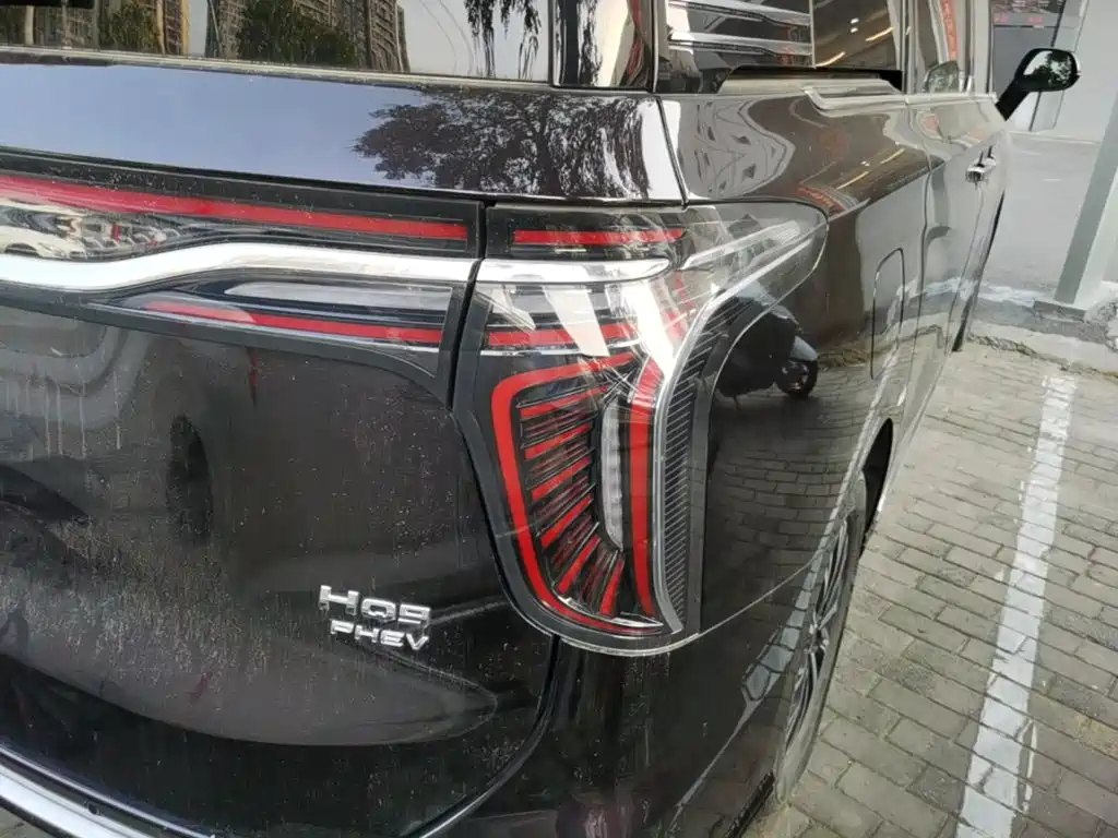 Hongqi Hongqi HQ9 PHEV — миниатюра 8