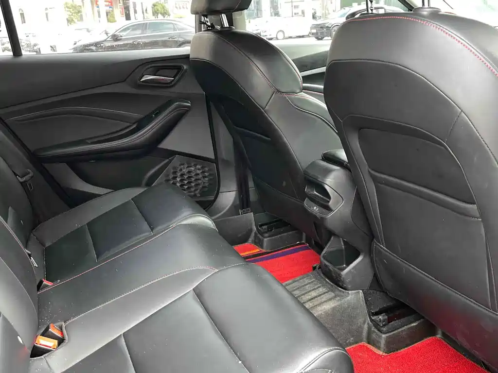 MG MG5 — миниатюра 13