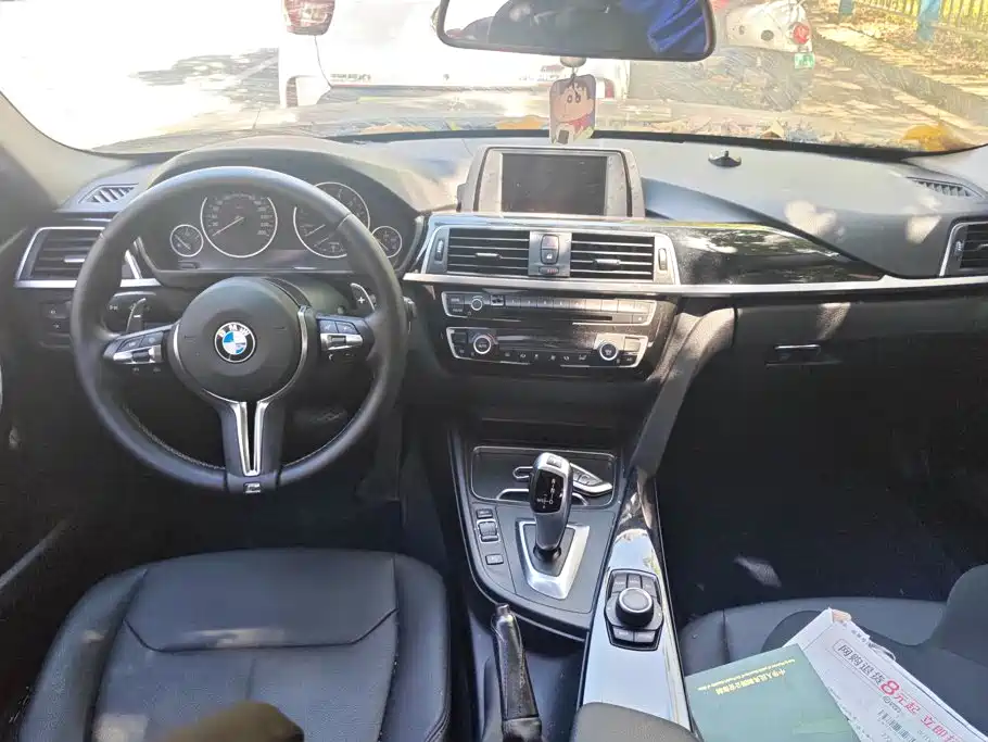 BMW 3 Series — миниатюра 12