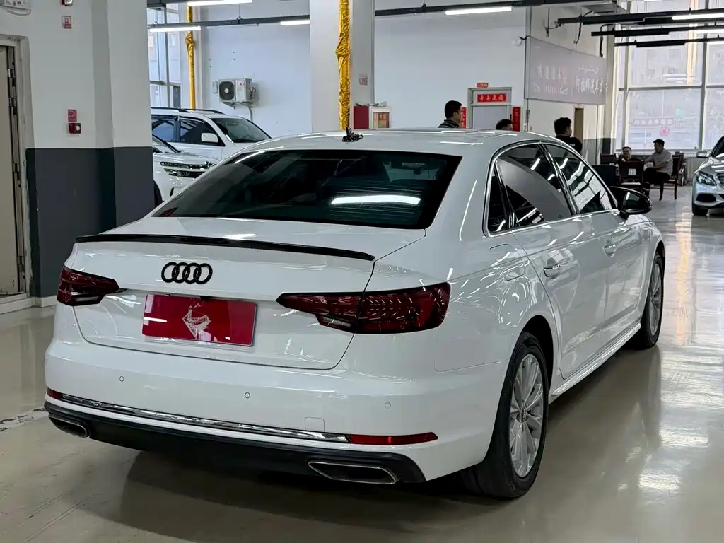 Audi A4L — миниатюра 9