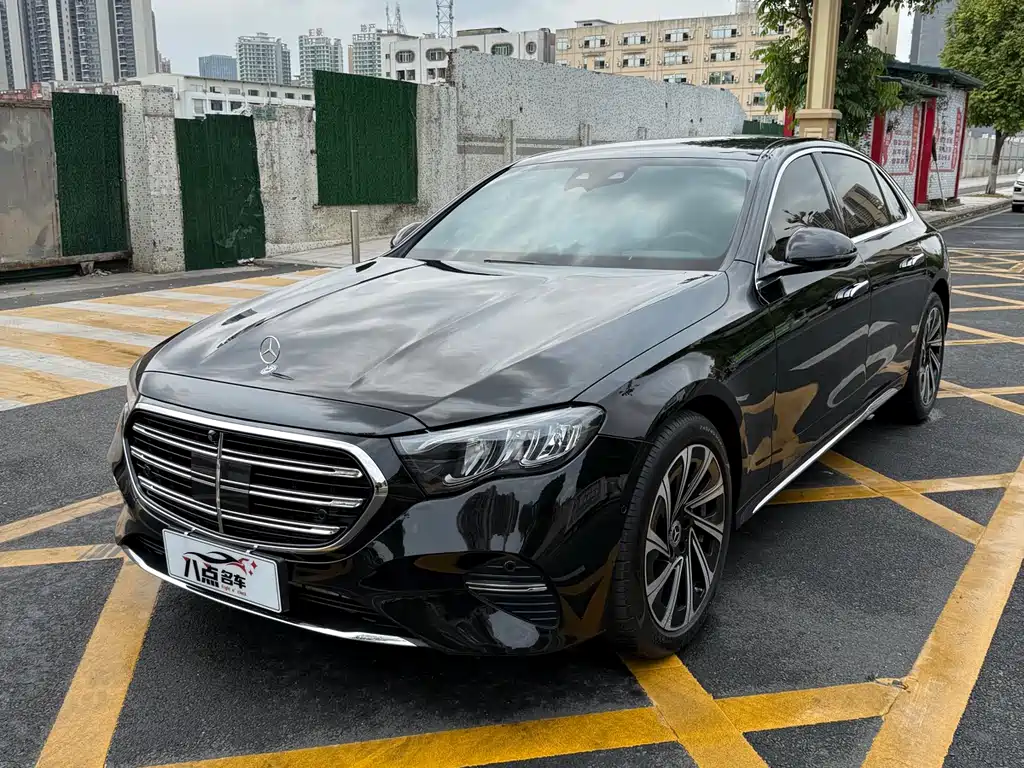 Mercedes-Benz E-Class 2025
