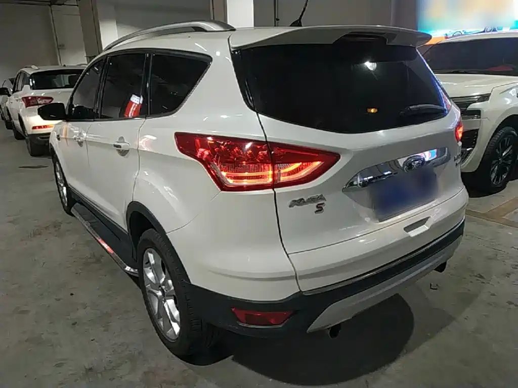 Ford Kuga — миниатюра 5