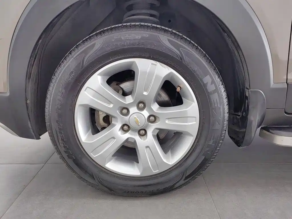 Chevrolet Captiva — миниатюра 17
