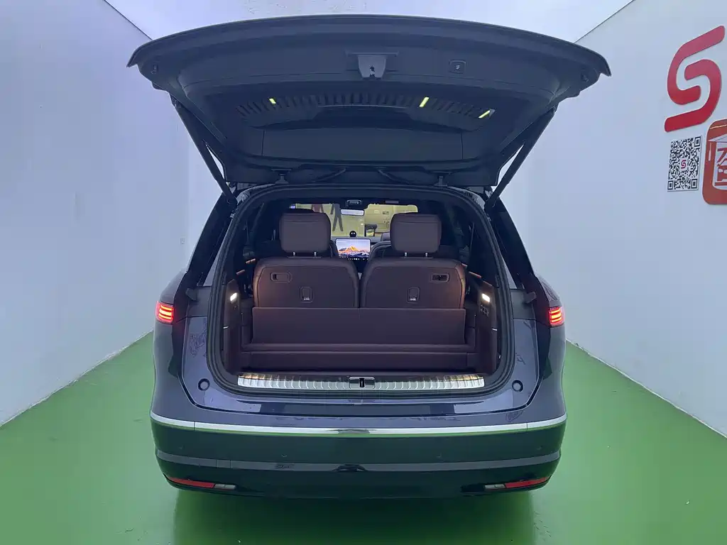 NIO ES8 — миниатюра 17