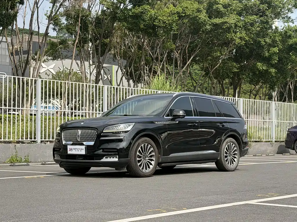 Lincoln Aviator