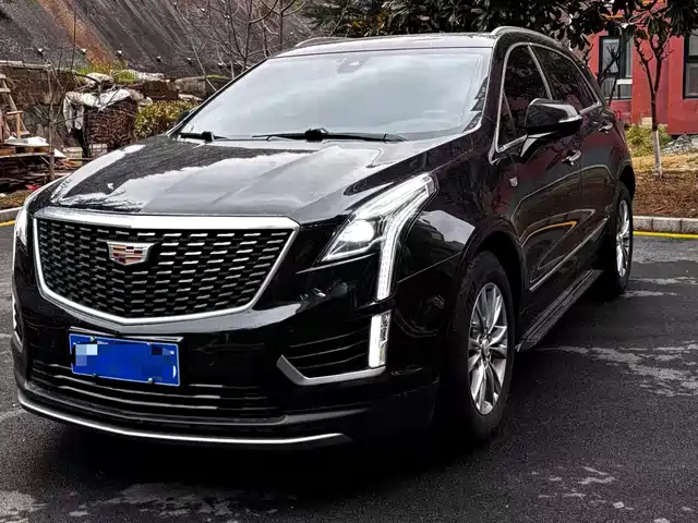 CADILLAC XT5