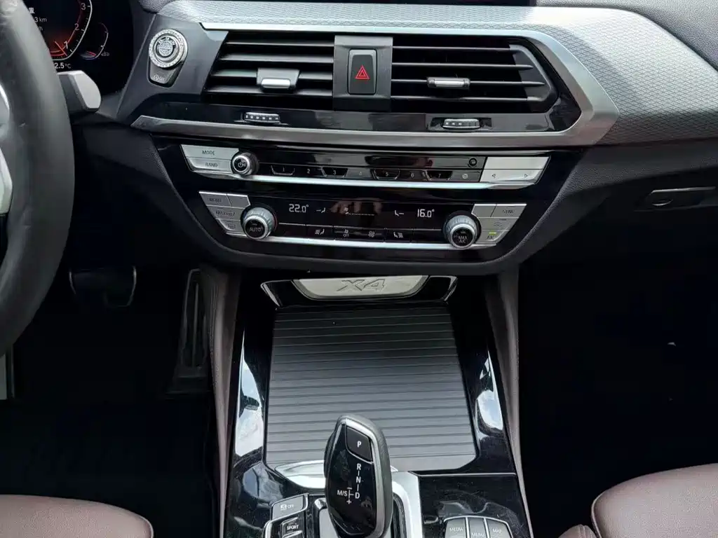 BMW X4 — миниатюра 14