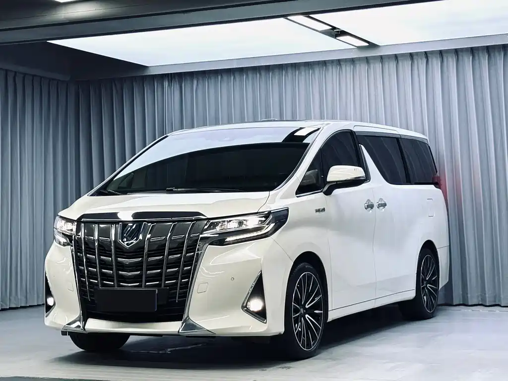 Toyota Alphard — миниатюра 3