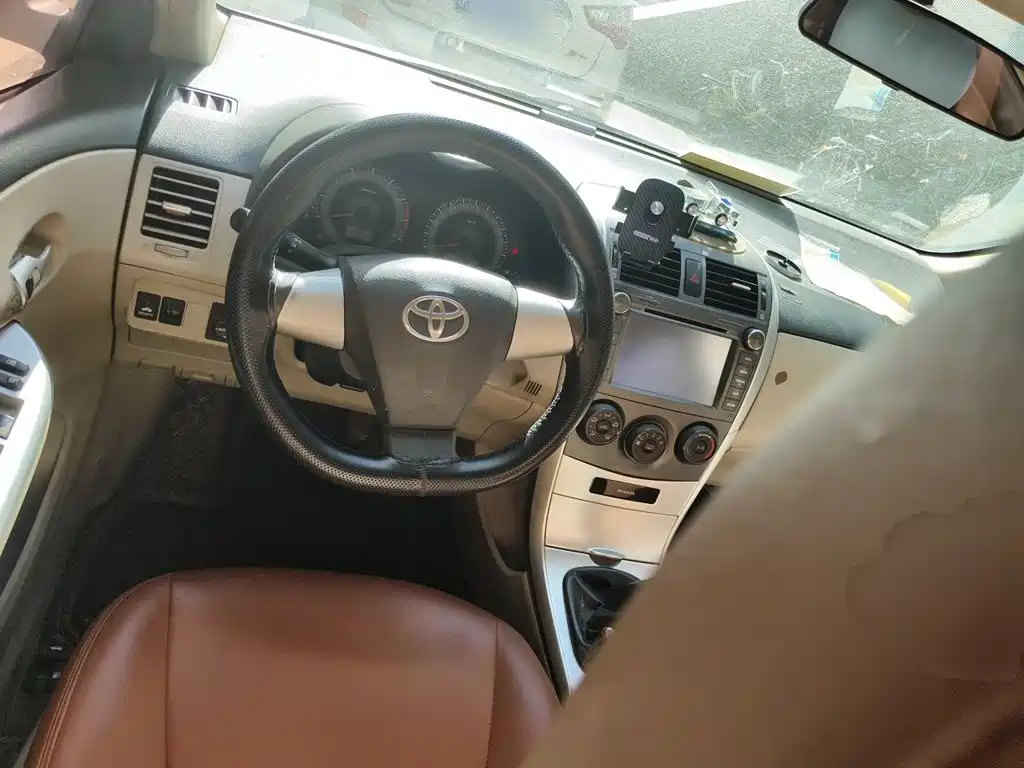 Toyota Corolla — миниатюра 11