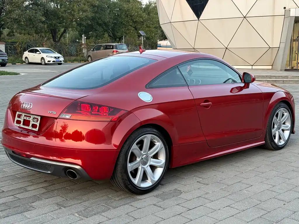 Audi TT — миниатюра 4