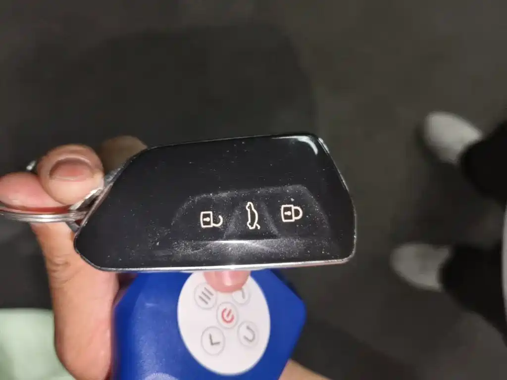 Volkswagen ID.4 X — миниатюра 12