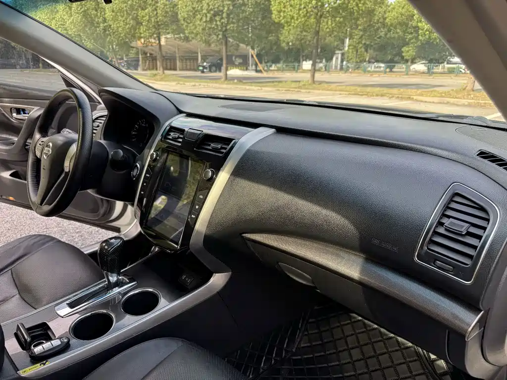 Nissan Teana — миниатюра 14