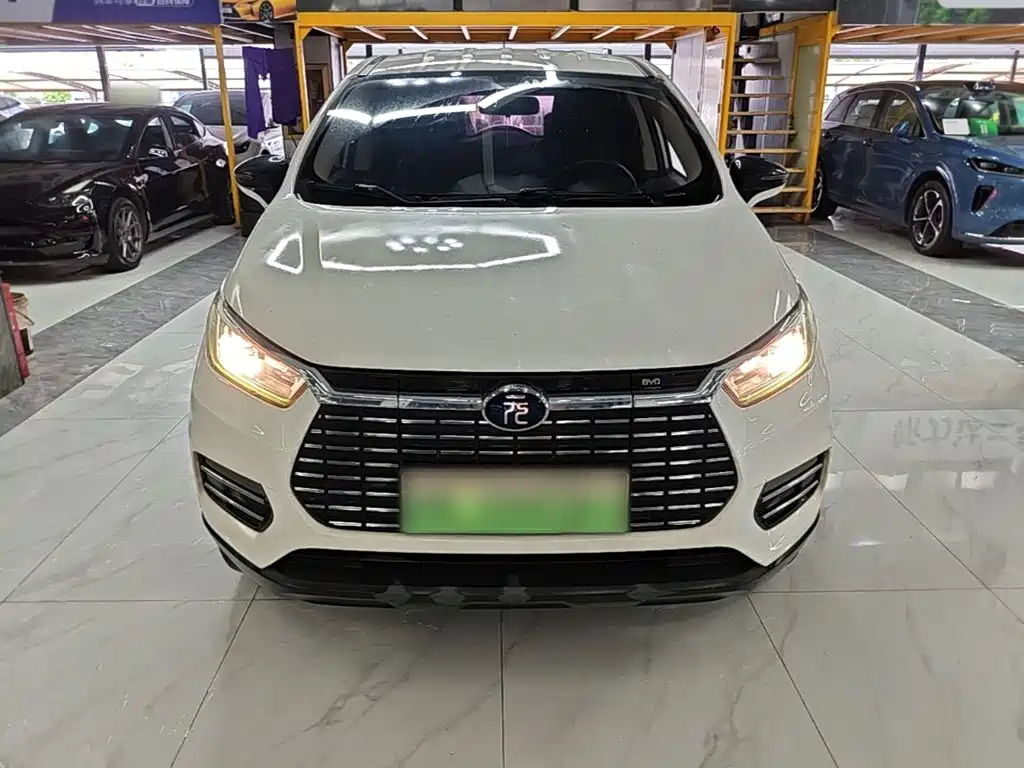 BYD Yuan EV — миниатюра 3