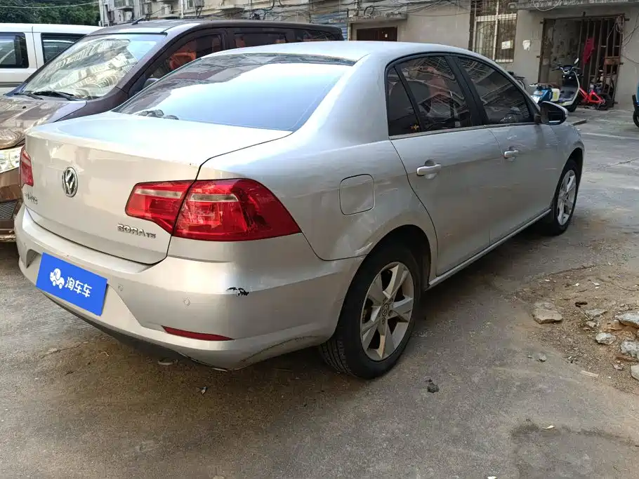 Volkswagen Bora — миниатюра 3