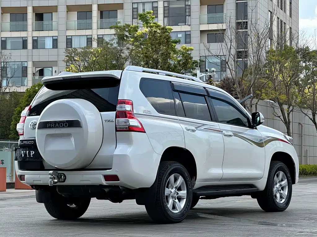 Toyota Land Cruiser Prado 2016 3.0L