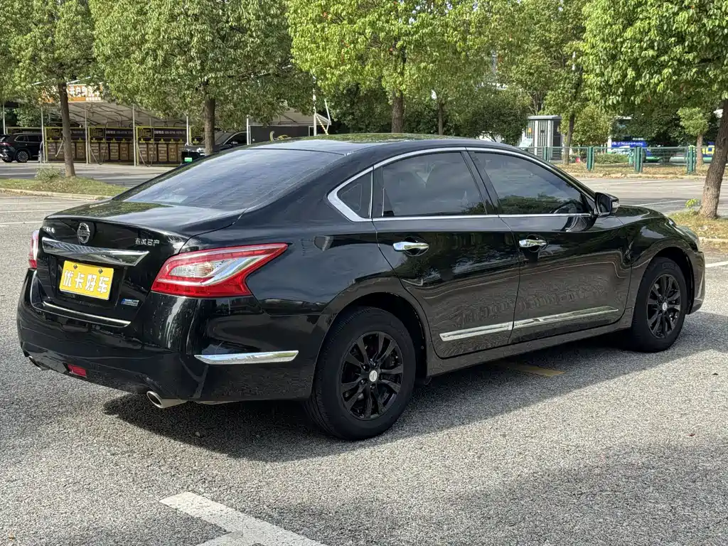 Nissan Teana — миниатюра 5
