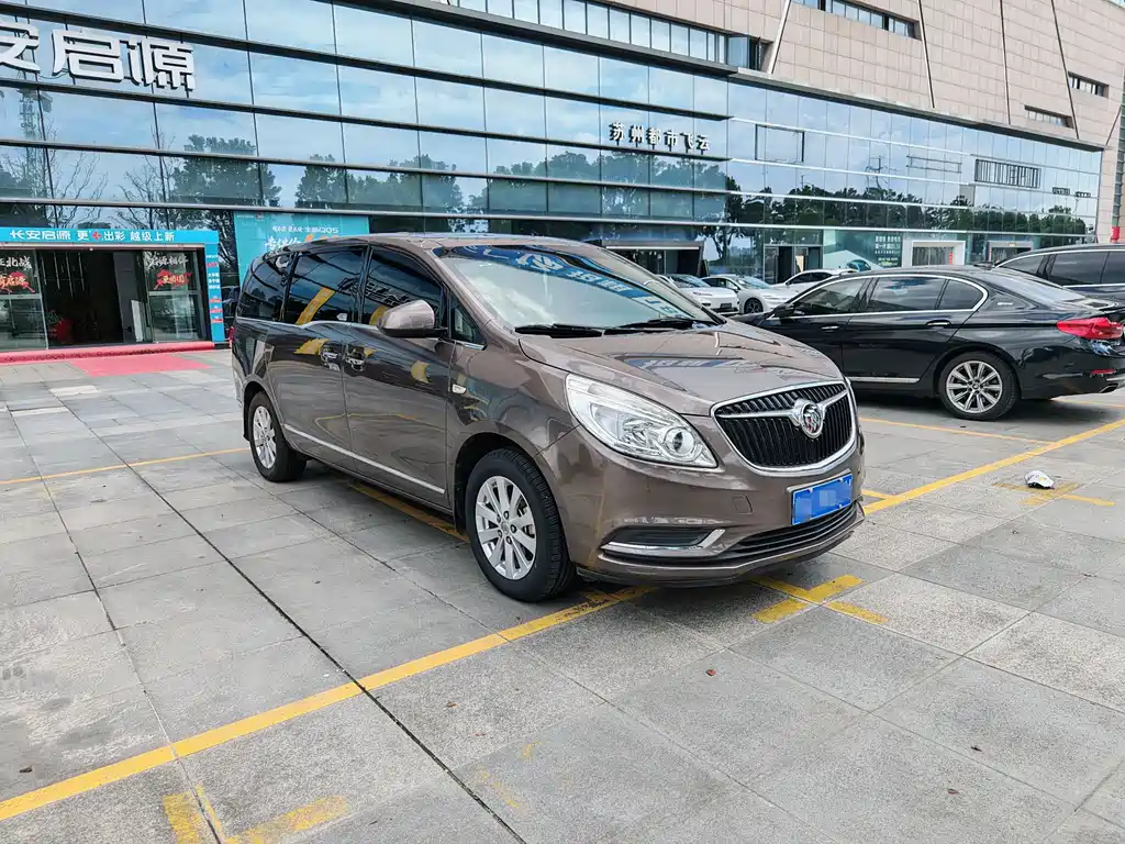 Buick GL8 — миниатюра 3