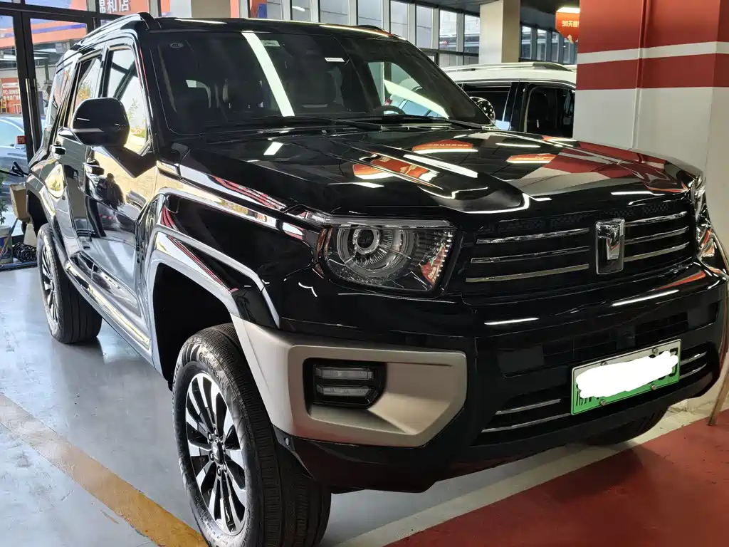 TANK TANK 700 NEW ENERGY