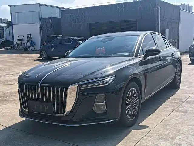 2023 Hongqi H5