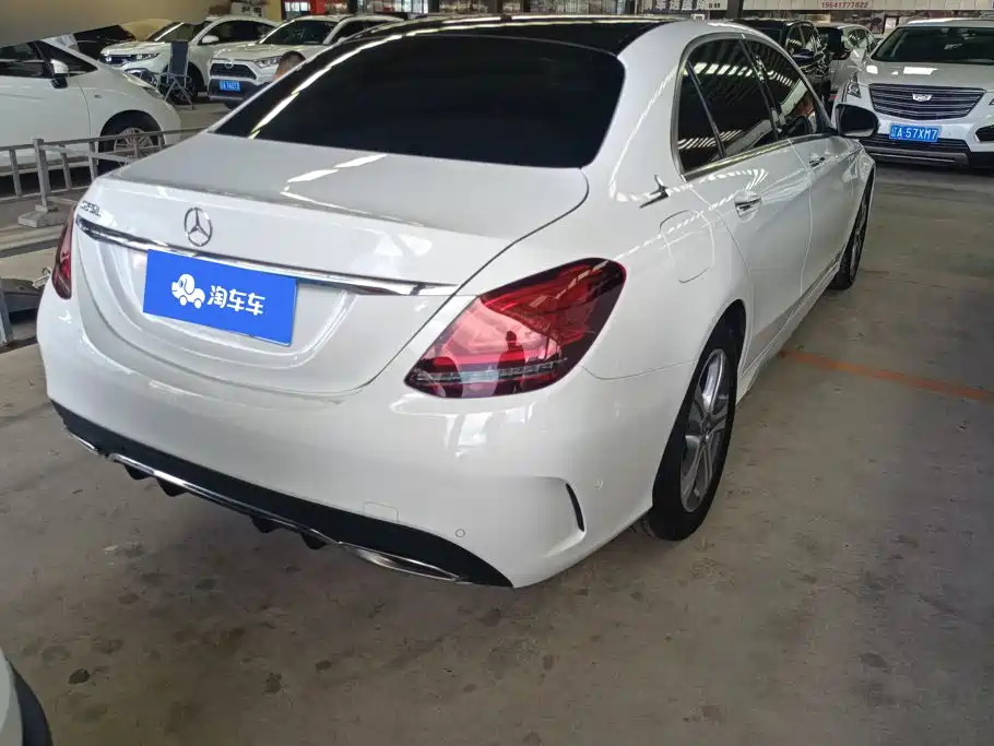 Mercedes-Benz C-Class — миниатюра 3