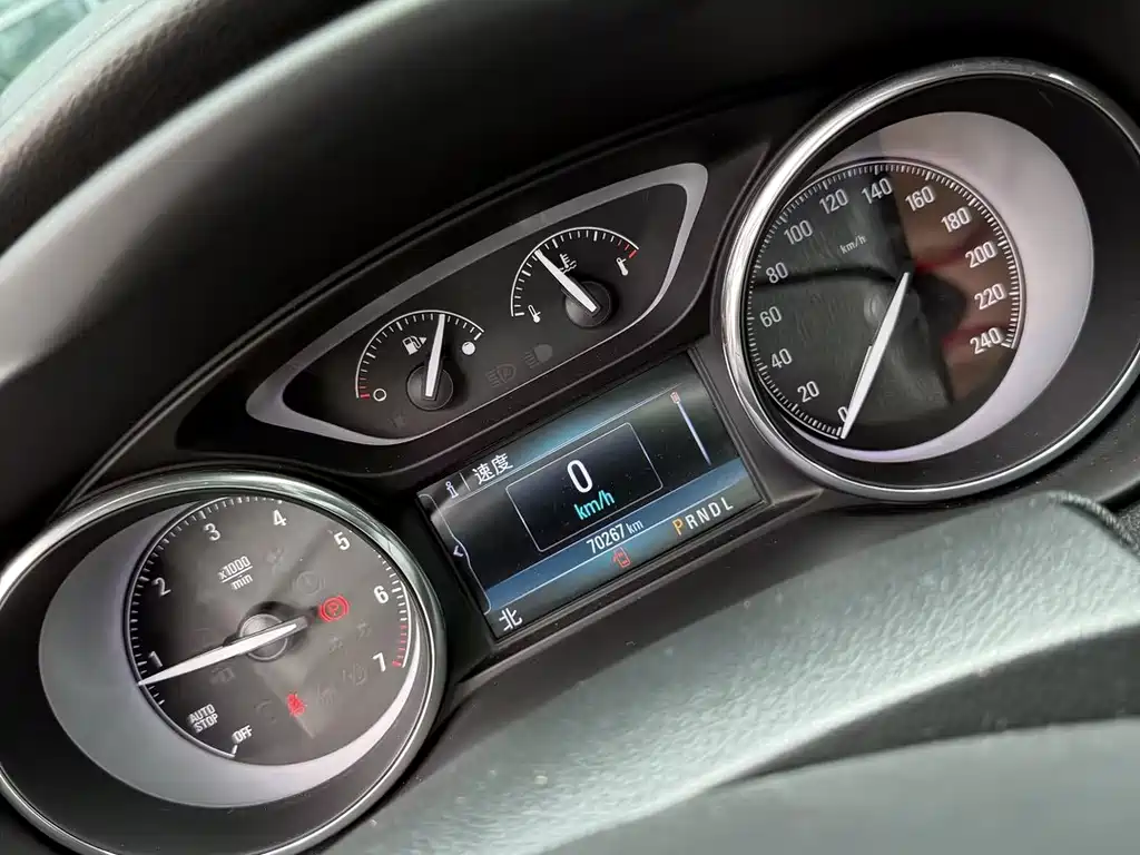 Buick Envision Plus — миниатюра 6