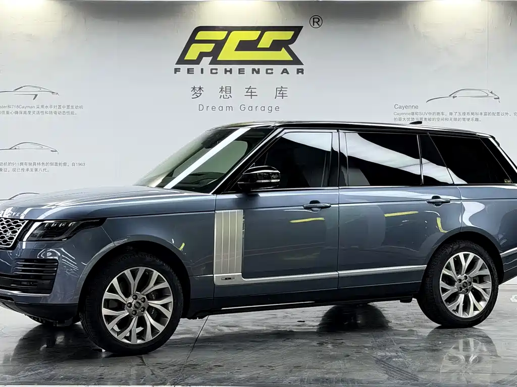 Land Rover Range Rover 2022 3.0 L6 400PS