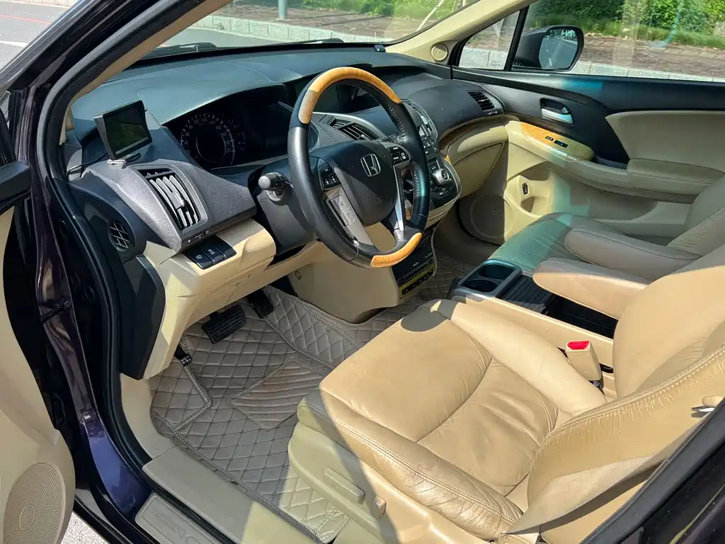 Honda Odyssey — миниатюра 8