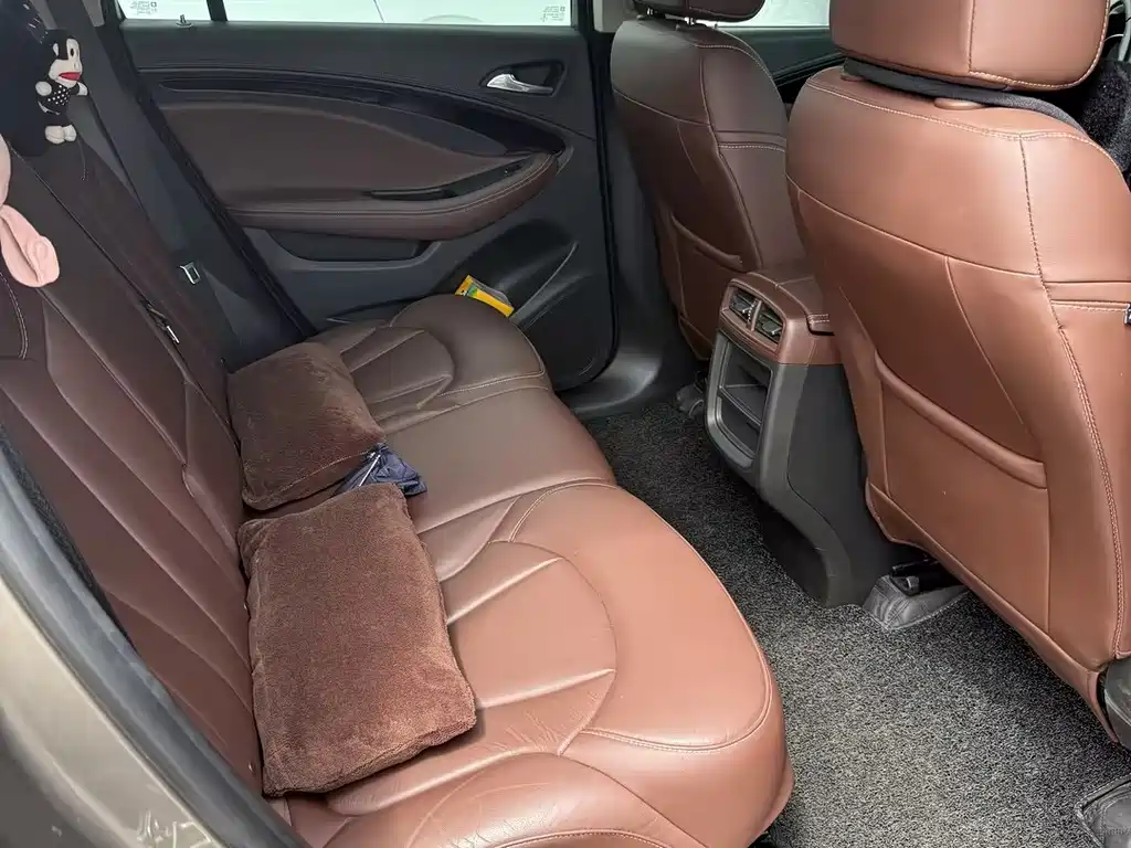Buick Envision Plus — миниатюра 4