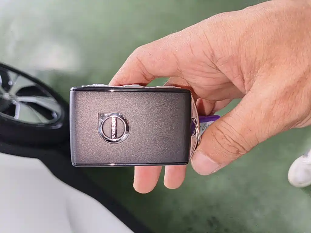 Volvo XC40 — миниатюра 9