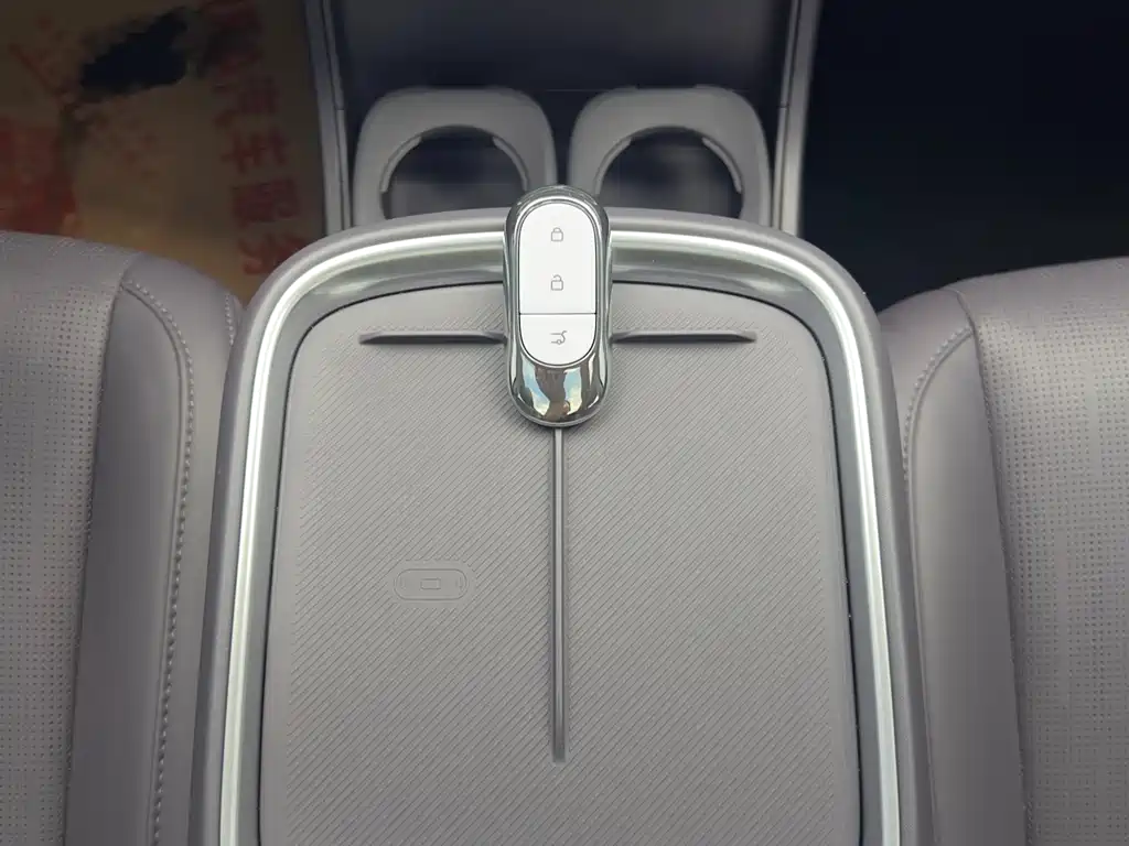 Leapmotor Leapmotor B10 — миниатюра 17
